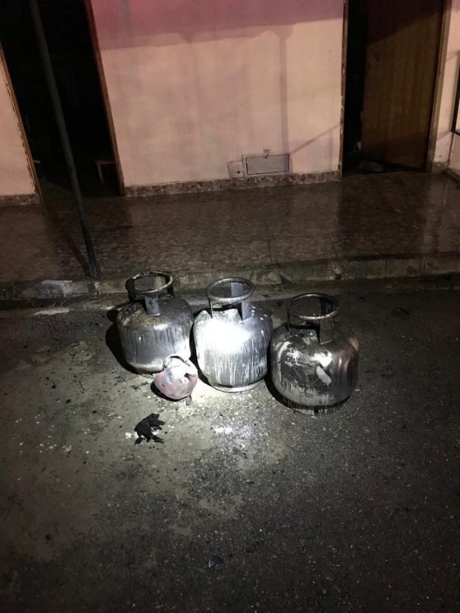 Balıkçı Barınaklarında Çıkan Yangın Söndürüldü