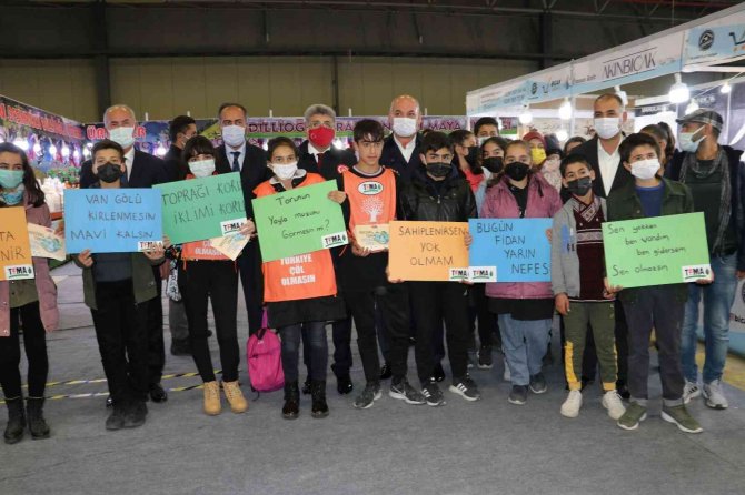 Van’da ‘6. Yöresel Ürünler Ve Hediyelik Eşya Fuarı’ Kapılarını Ziyaretçilere Açtı