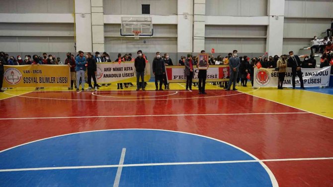 Erciş’te Cumhuriyet Bayramı Coşkusu