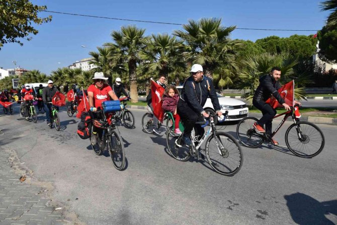 Yunusemre’de Cumhuriyet Bayramı Coşkusu