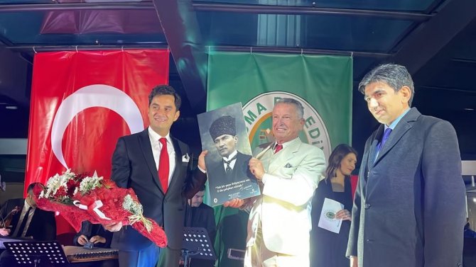 Çaycuma Cumhuriyet Konseriyle Coştu