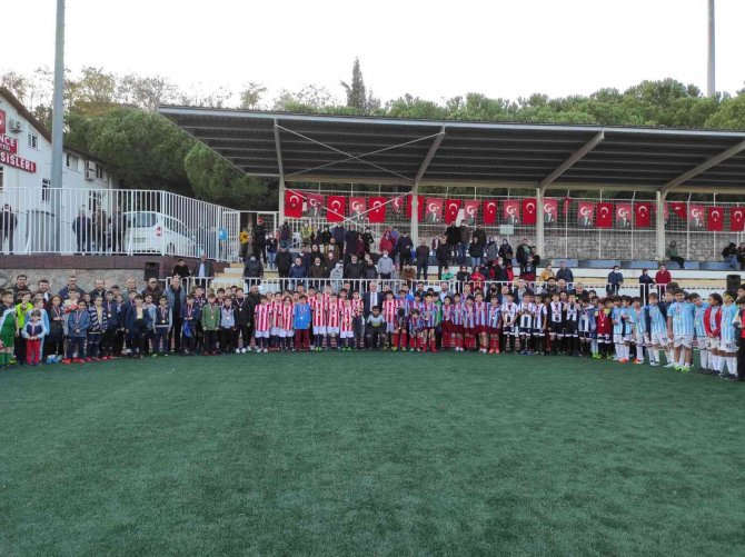 Geleceğin Yıldızları Futbol Turnuvasında Ter Döktü