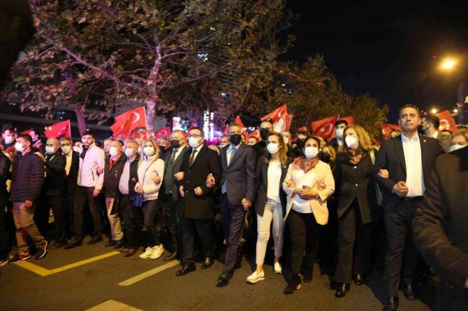 Başkan İ̇lgezdi: "Cumhuriyet Aydınlanmanın Adıdır"