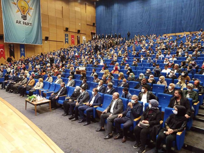 Diyarbakır’da Ak Parti Ar-ge Teşkilat Akademisi Eğitim Kampı Başladı