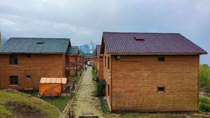 Artvin’de Tatil Köyünü Aratmayan Huzurevi