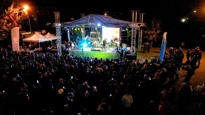 Başiskele Cumhuriyet Konseri Coşkuyla Kutlandı