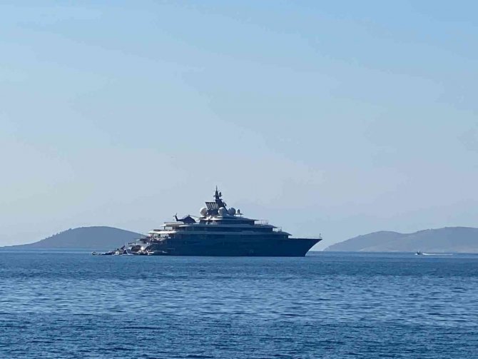 Jeff Bezos Bodrum’dan Ayrılmıyor