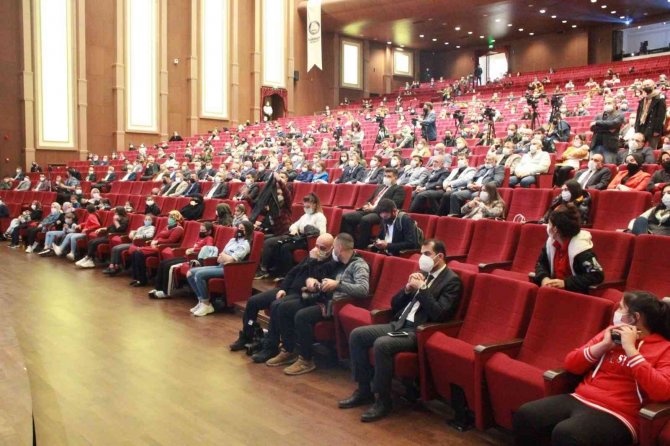 Gaziantep’te Dezavantajlı 100 Aileye Ev