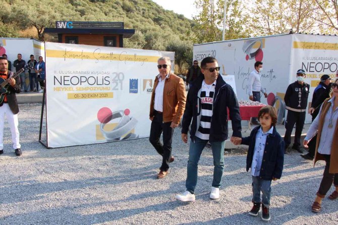 Kuşadası 2.neopolis Heykel Sempozyumu Sona Erdi