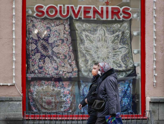 Rusya’da Günlük Covid-19 Vaka Sayısında Yeni Rekor