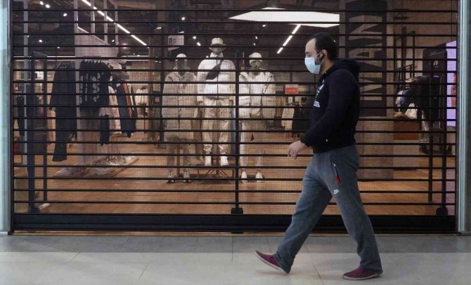 Rusya’da Günlük Covid-19 Vaka Sayısında Yeni Rekor