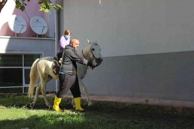 Selin Yaşandığı Türkeli’de Öğrencilere Etnospor Motivasyonu