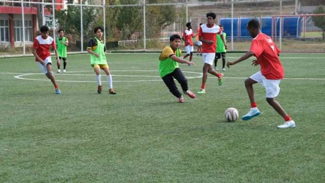 Sivas’ta ’Mini Dünya Kupası’ Başladı