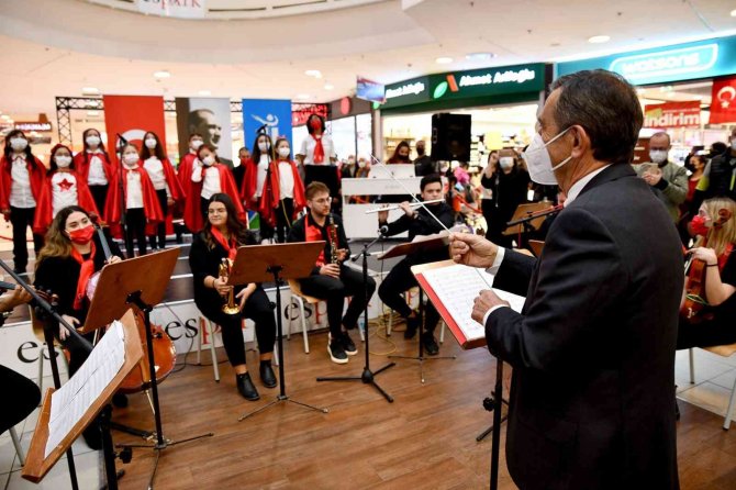 Cumhuriyet Çocuklarından Muhteşem Konser