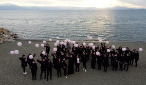 Geleceğin Ebeleri, Meme Kanserine Dikkat Çekmek İçin Klip Hazırladı