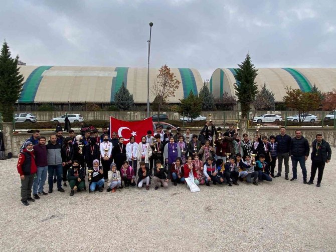 Cumhuriyet Bayramı Turnuvaları Sona Erdi