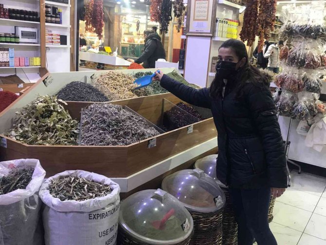 Akdeniz’deki Yangınlar Bitki Çaylarının Fiyatını Artırdı