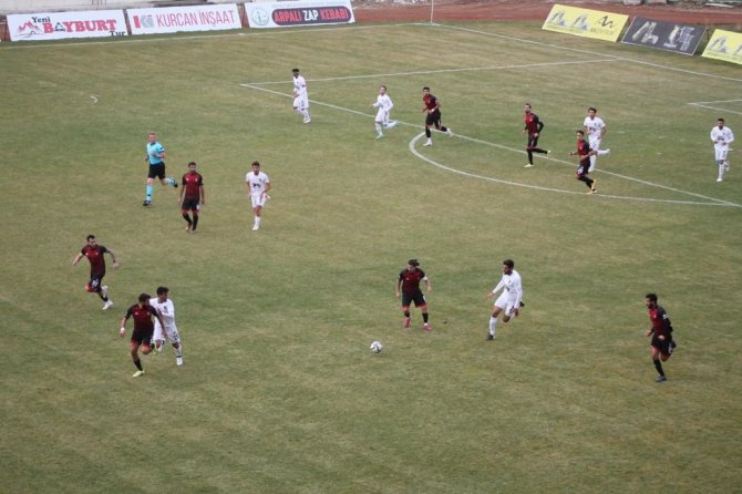An Zentrum Bayburt Özel İ̇darespor, Silahtaroğlu Vanspor’u 5-0 Mağlup Etti