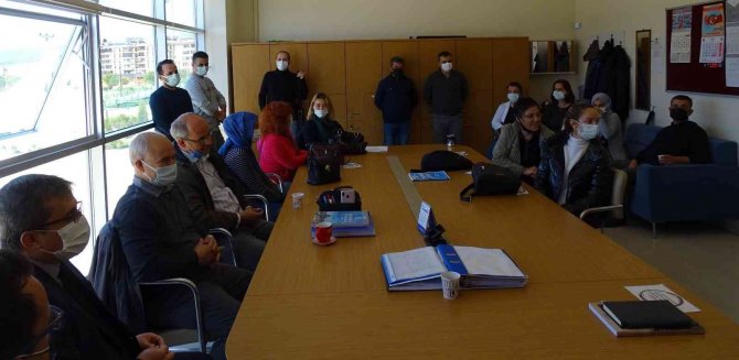 Kaymakam Özerdin, Muzaffer Leman Akpınar Mesleki Ve Teknik Anadolu Lisesi’nde Gençlerle Buluştu