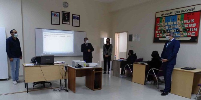 Kaymakam Özerdin, Muzaffer Leman Akpınar Mesleki Ve Teknik Anadolu Lisesi’nde Gençlerle Buluştu