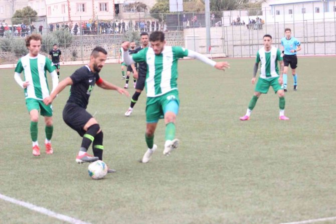 Kilis Belediyespor:2 Nizipspor:0