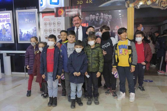 Çocuklar, İ̇stanbul Muhafızları Animasyon Filmini İzledi