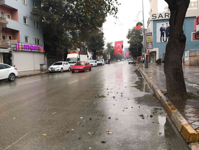 Iğdır’da Yağmur Etkili Oluyor