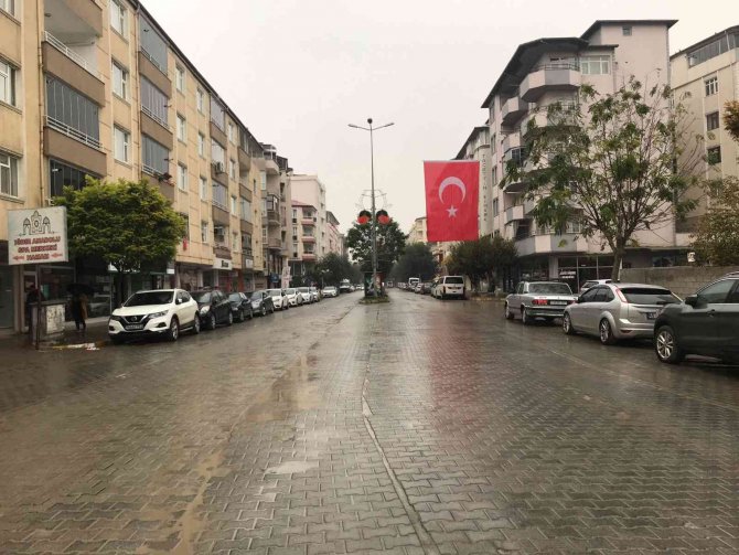 Iğdır’da Yağmur Etkili Oluyor