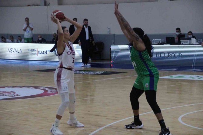 Kadınlar Basketbol Süper Ligi: Elazığ İ̇l Özel İ̇dare: 83 - Uy İ̇zmit Belediyespor: 90