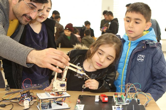 Kaymek ’Şuurlu Gençlik’ Projesiyle Gençleri Geleceğe Hazırlıyor