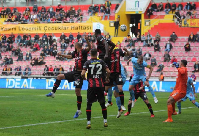 Spor Toto Süper Lig: Kayserispor: 2 - Fatih Karagümrük: 1 (Maç Sonucu)