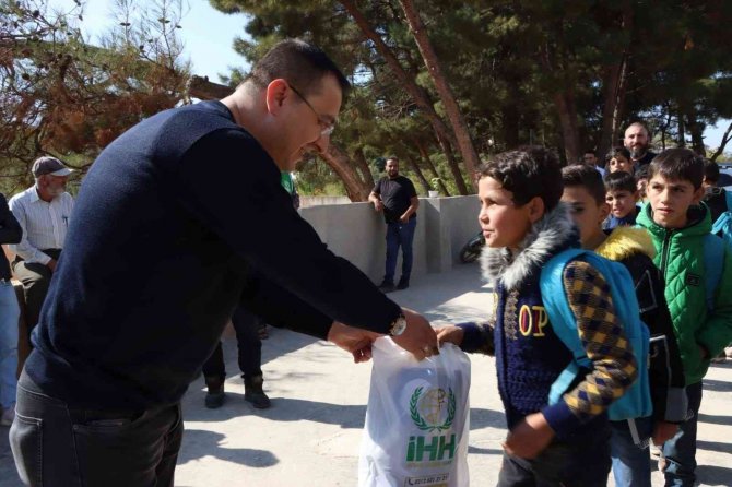 Manisa’dan Türkmen Dağı’nda Eğitime Destek