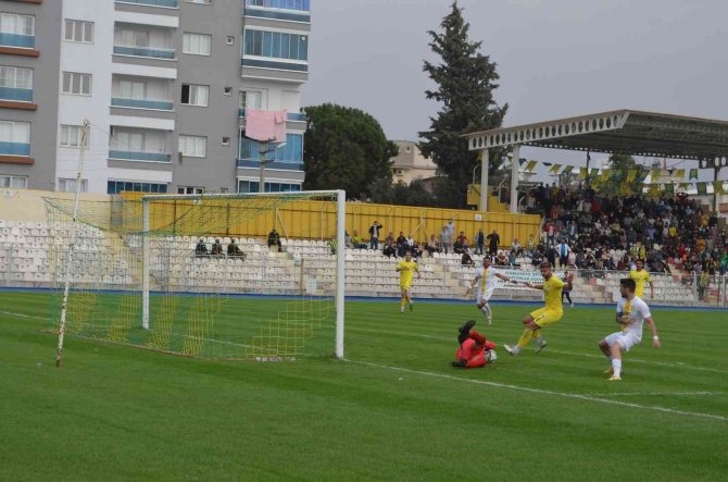 Tff 3. Lig: Osmaniyespor Fk: 1 - Fatsa Belediyespor: 2