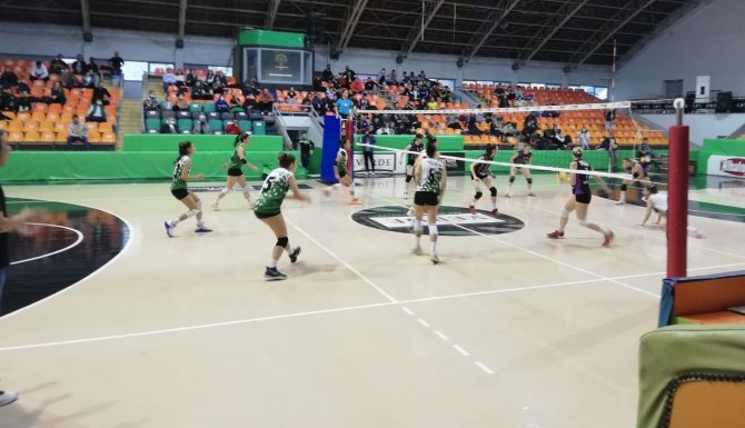 Salihli’nin Sultanları Galibiyetle Başladı