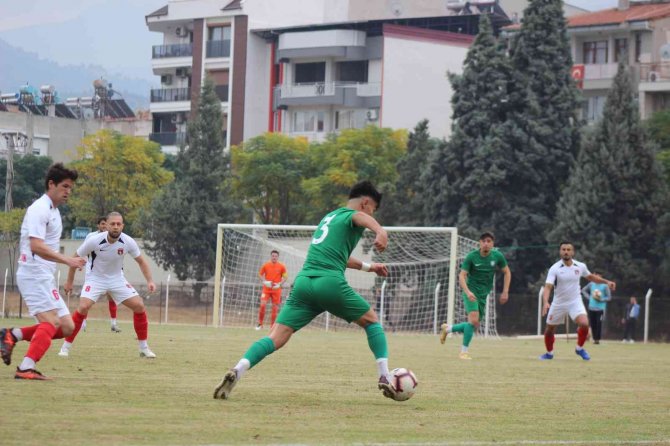 Bal 9. Bölge 2. Grup: Salihli Belediyespor: 1- Çiğli Belediyespor: 3