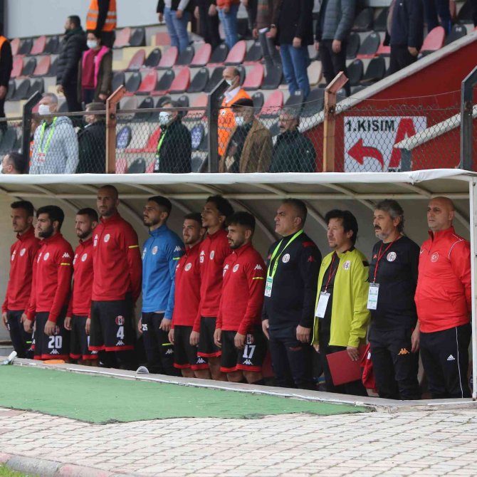 Tff 2. Lig: Turgutluspor: 1 -İ̇negölspor: 0