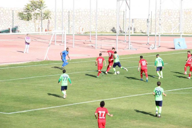Tff 3. Lig: Karaman Belediyespor: 2 - Bursa Yıldırımspor: 2