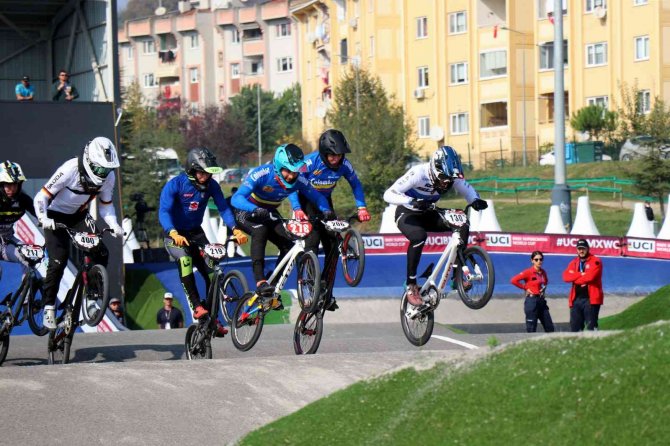 Bmx Supercross Dünya Kupası’nda Son Tur Heyecanı
