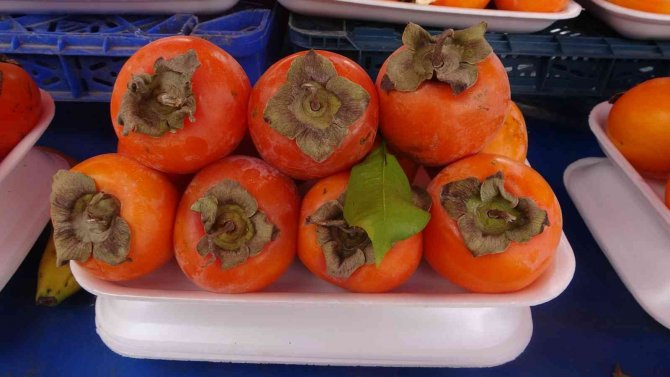 Yaş Hurma Tezgahlardaki Yerini Aldı