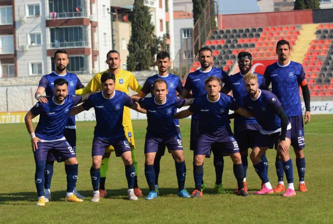 Yunusemre Belediyespor Lige Galibiyetle Başladı