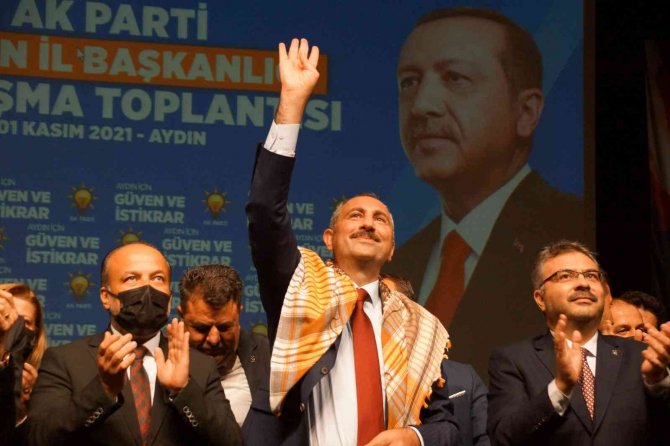 Adalet Bakanı Gül: “Bu Millete Kimse Pranga Vuramayacak”