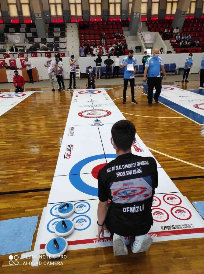 Floor Curling Şampiyonu Denizli