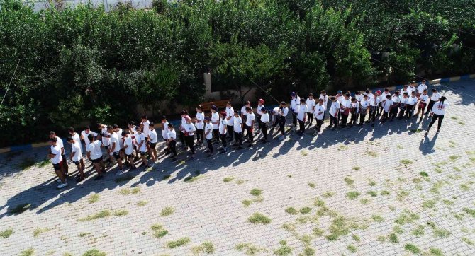 Muaythai Sporuyla Hayata Tutunan Çocuklardan Muhteşem Başarı