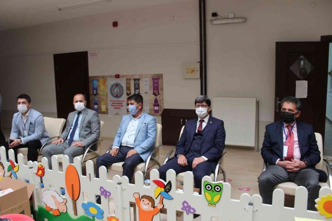 Afyonkarahisar’ın Tek Tübi̇tak 4004 Projesi Açıldı