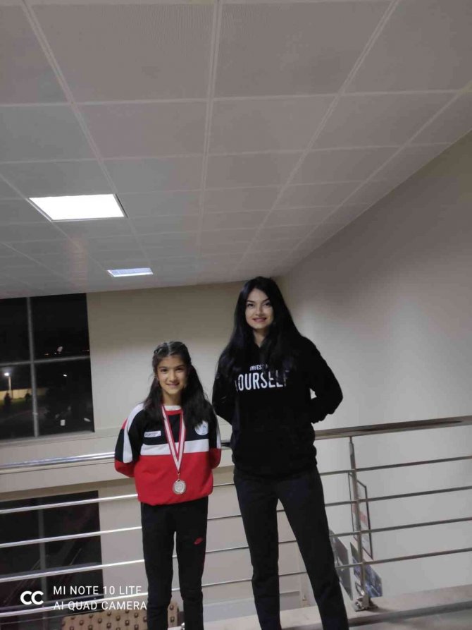 Ağrılı Güreşçi Birgül Şimşek Balkan Şampiyonu Oldu