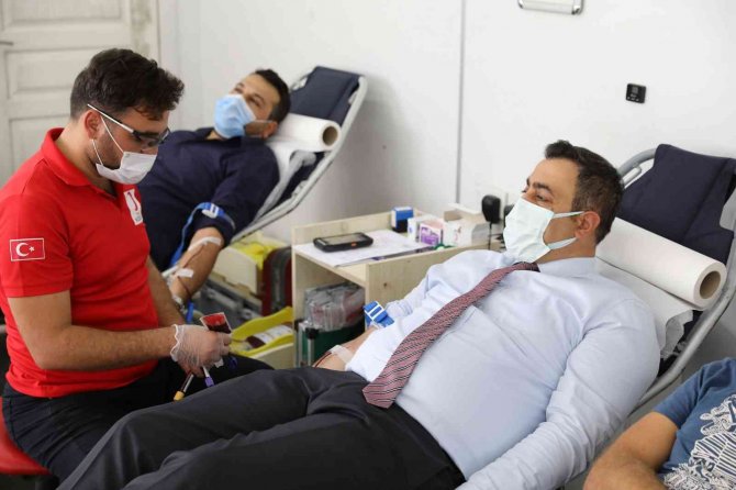 Rektör Kalan’dan Kan Bağışı Çağrısı