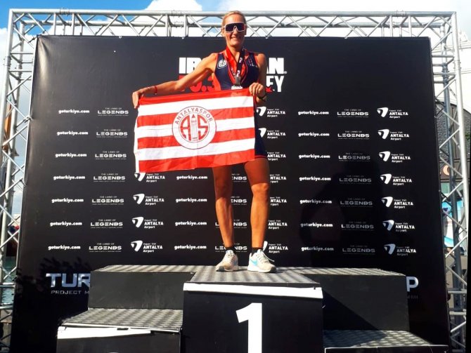Antalyaspor Triatlon Takımı, ’Ironman 70.3 Turkey’ Yarışında Başarılı Oldu