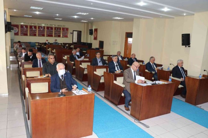 Karabük’te Sıcak Asfaltta Hedefe Son 10 Kilometre Kaldı