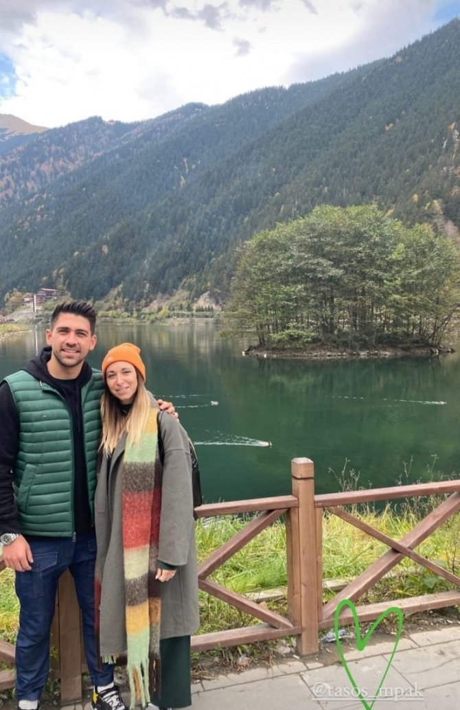 Bakasetas Sevgilisi İle Uzungöl’ü Gezdi