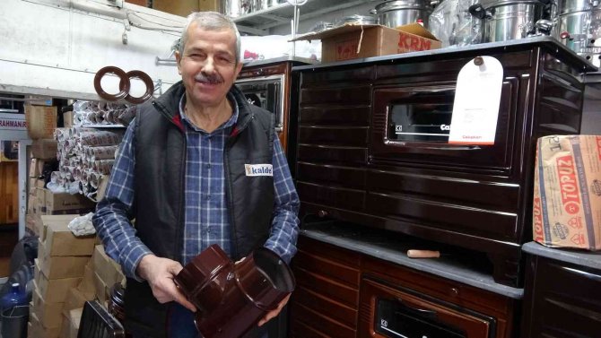 Havalar Soğudu, Vatandaş Sobacıların Yollunu Tuttu